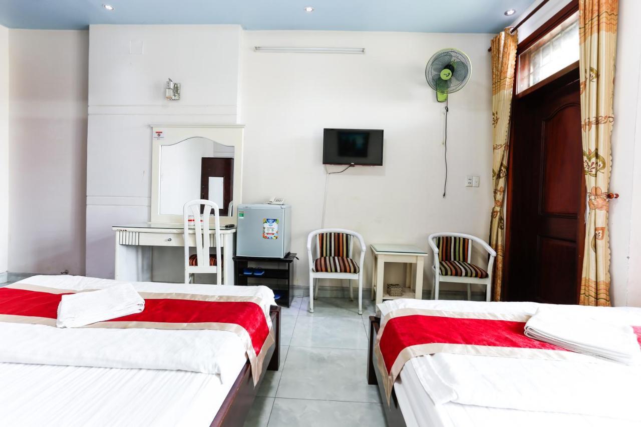 Oyo 395 Anh Quoc Hotel ホーチミン市 エクステリア 写真